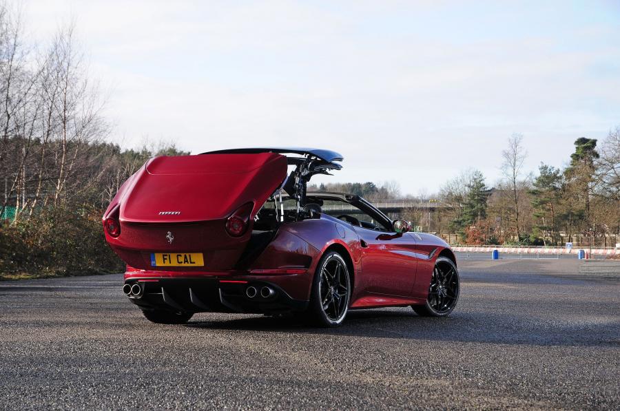  Ferrari California T 2014 года  (UK) (фото 12 из 14)